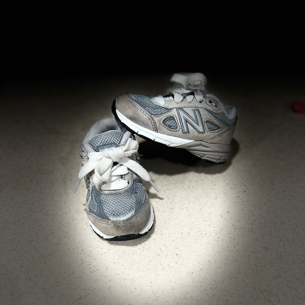 New Balance 990 tennis shoe gray on gray.                   Infant / baby size 4